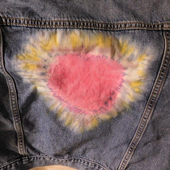 GAP Kids Blue Denim Jacket with Tie-Dye Heart Size XXL - Picture 4 of 6